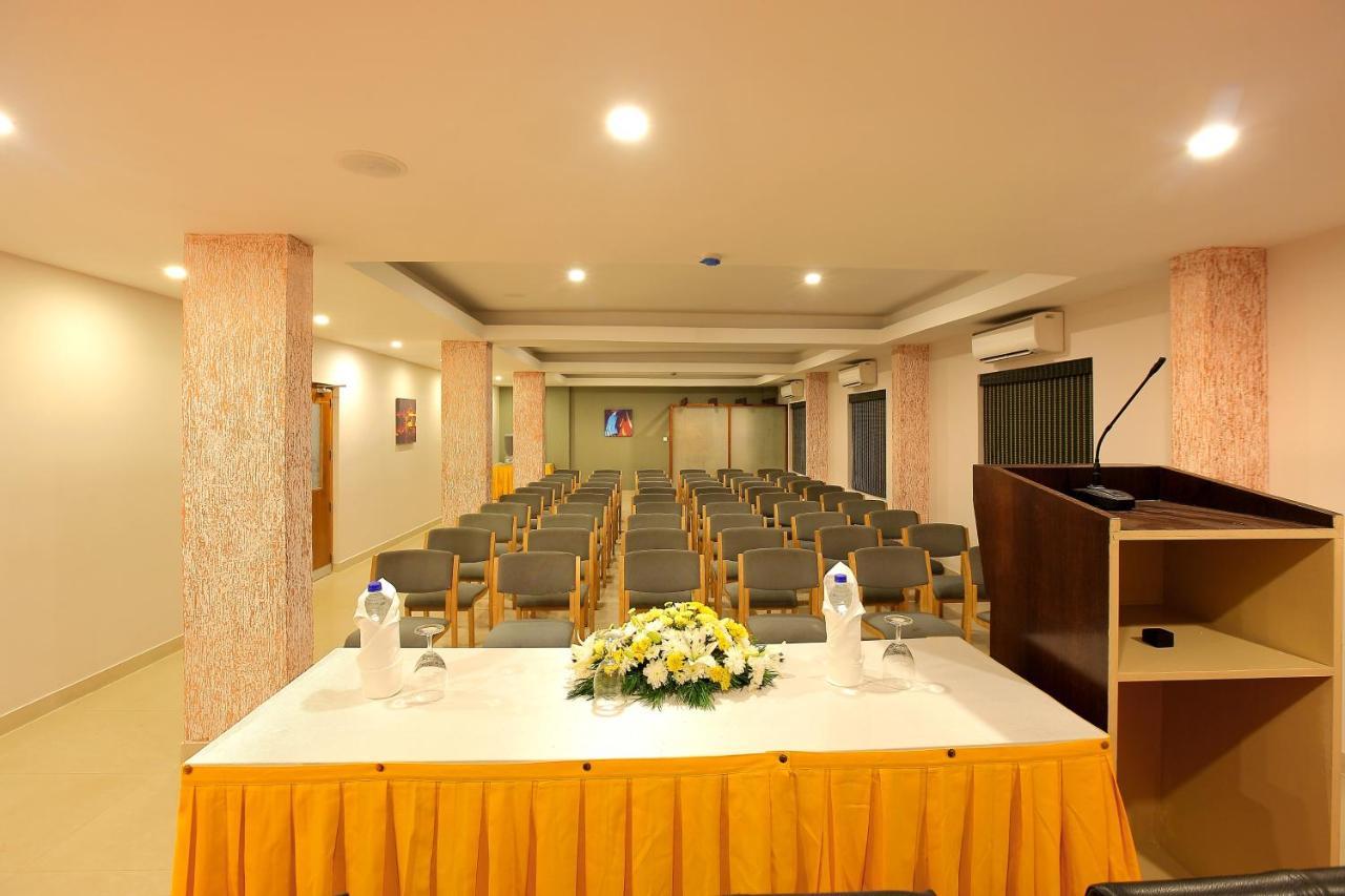 Hotel Park Residency à Kozhikode Extérieur photo