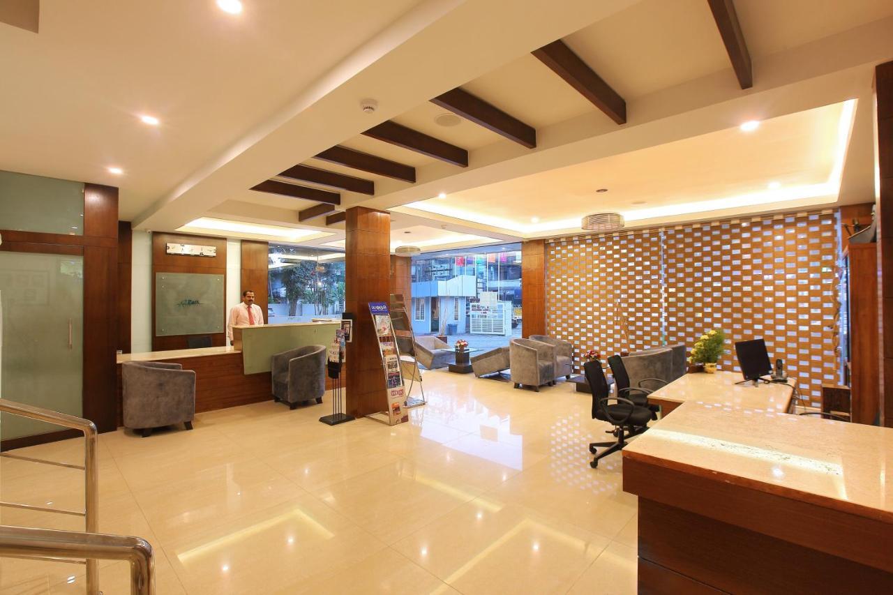 Hotel Park Residency à Kozhikode Extérieur photo