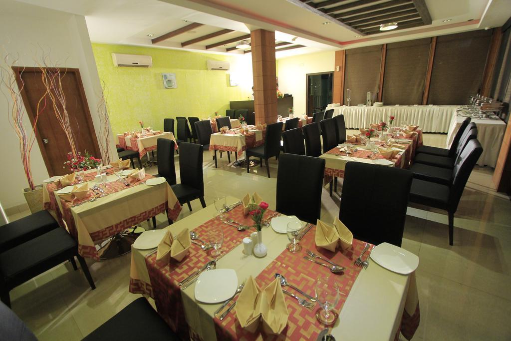 Hotel Park Residency à Kozhikode Extérieur photo